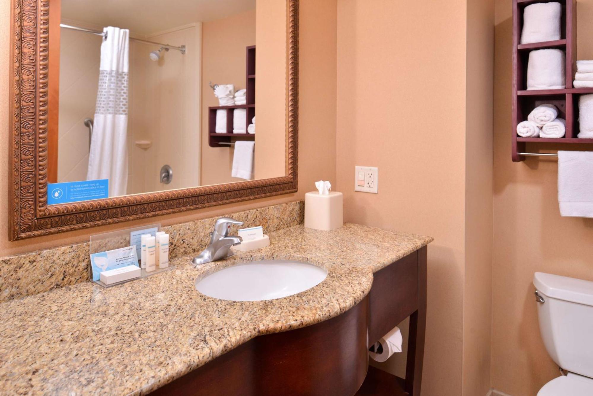 Hampton Inn York Kültér fotó